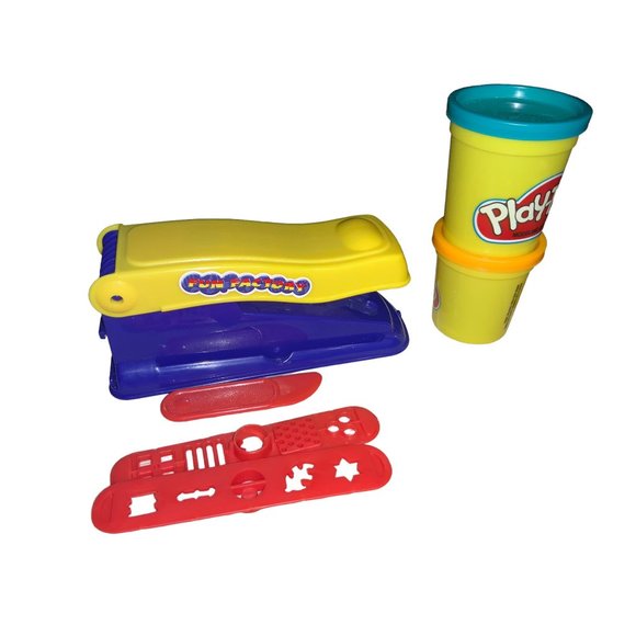 Play-Doh Play Set- FUN FACTORY— squeeze & mold shapes - Picture 5 of 10
